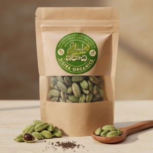 whole-green-cardamom-pods-macro