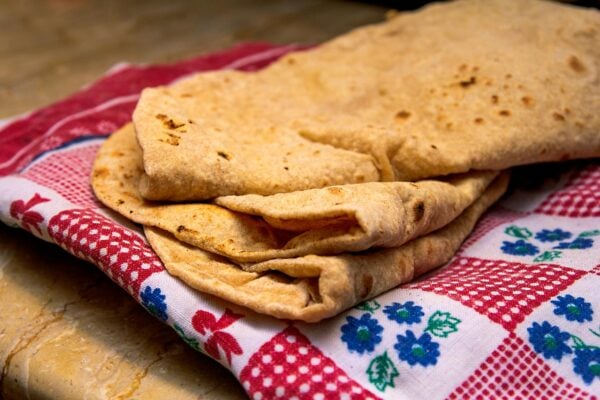 Jowar Roti vs Wheat Roti: Complete Nutritional Comparison for Diabetics - Sisira Organics