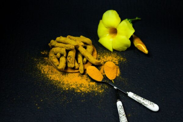 High Curcumin Turmeric vs Regular Turmeric Powder: What the Label Never Tells You - Sisira Organics